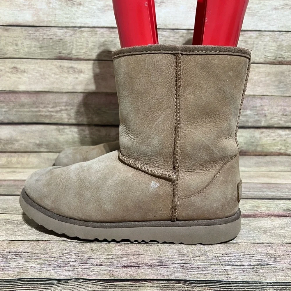 Ugg Brown Classic Short Boots